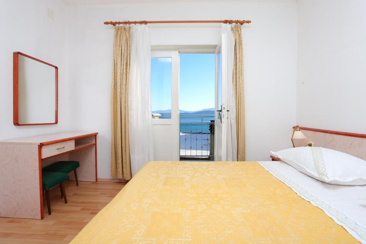Apartment Igrane 311B Buitenkant foto